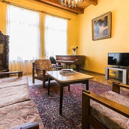 Hotel Royal ティビリシ エクステリア 写真